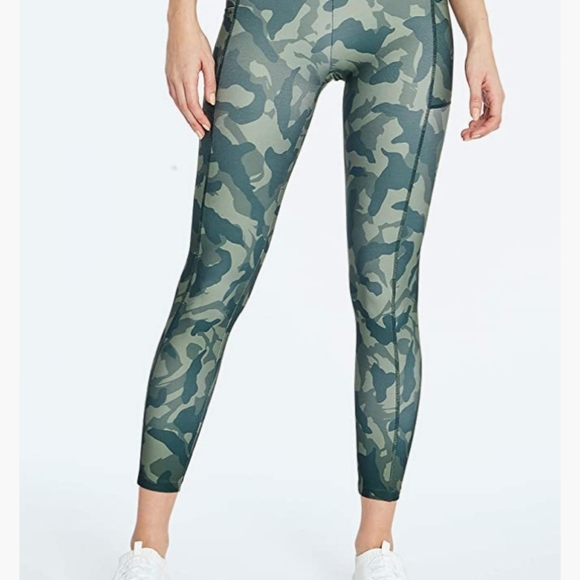 Bally Total Fitness Camo High-Rise Leggings – Size XL - Picture 1 of 3